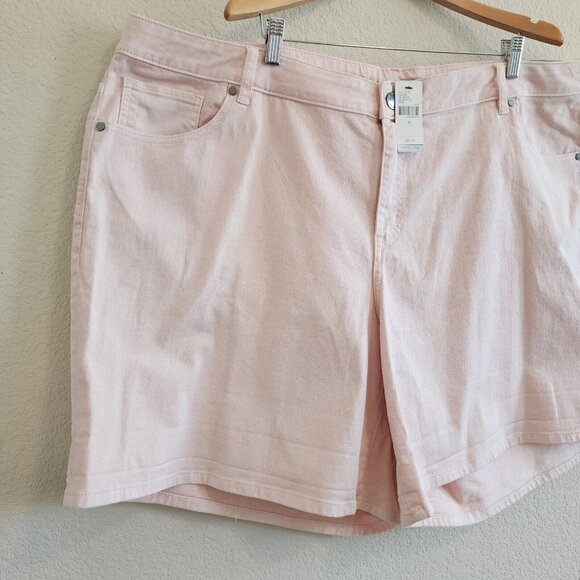 Lane Bryant Girlfriend Short Stretchy Zipper Fly Blush Pink Modest Shorts 28 NWT - Picture 3 of 12